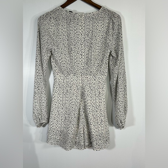 Forever 21 Polka Dot Romper Size Small - Picture 5 of 8